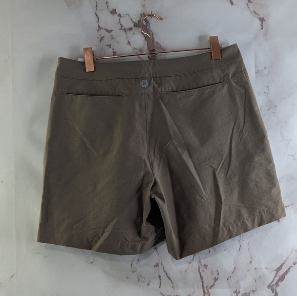 Title Nine Shorts Womens 2 Brown Mid Rise Nylon Cargo Hiking Ripstop Utility - Picture 5 of 8